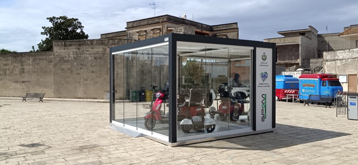 Spom box per veicoli leggeri a ricarica solare. Green 100% - Spom Box Castrì di lecce